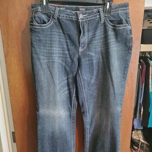 Women's plus size jeans